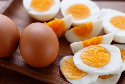 Los huevos enteros como opción alimenticia saludable